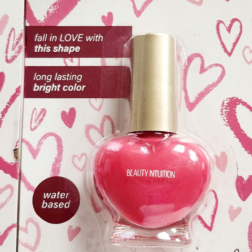 NWT BEAUTY INTUITION HEART SHAPED NAIL BOTTLE: BRIGHT PINK! MIX ANY 2 FOR $10!